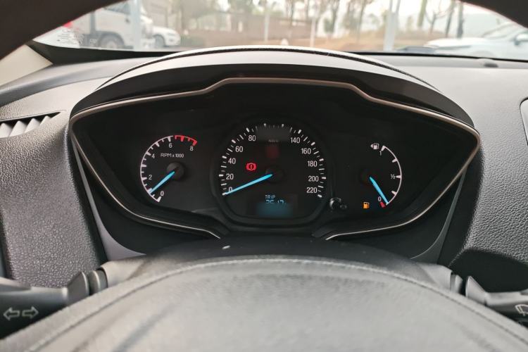 Used Ford Escort 2015 1.5L Manual Comfort Model
