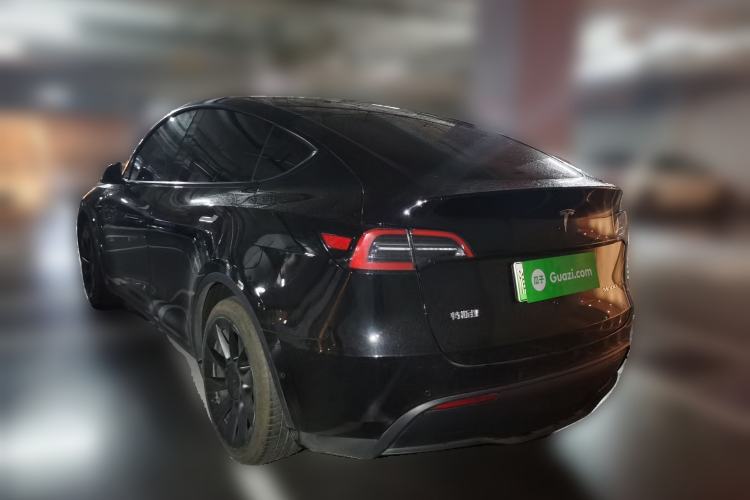 Used Tesla Model Y 2023 Rear-Wheel-Drive Version
