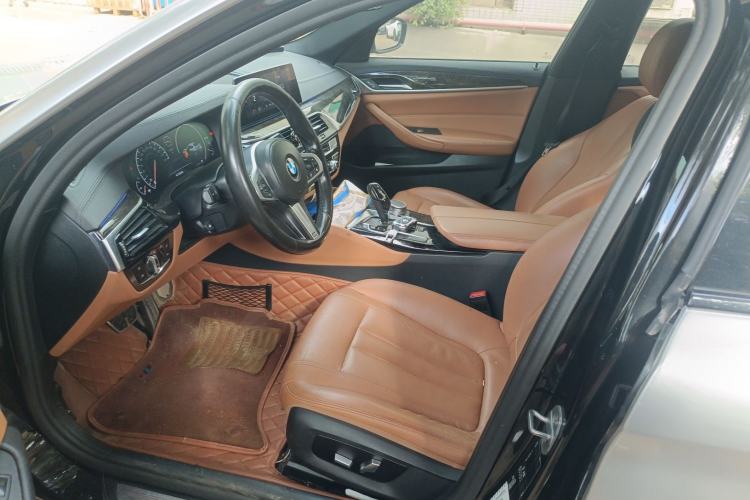 Used BMW 5 Series 2019 530Li Leading Model M Sport Package
