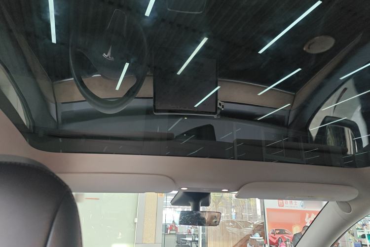 Used Tesla Model Y 2021 Long-Range All-Wheel-Drive Version