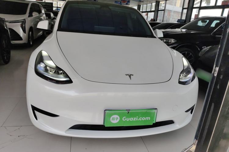 Used Tesla Model Y 2024 Rear-Wheel-Drive Version Front