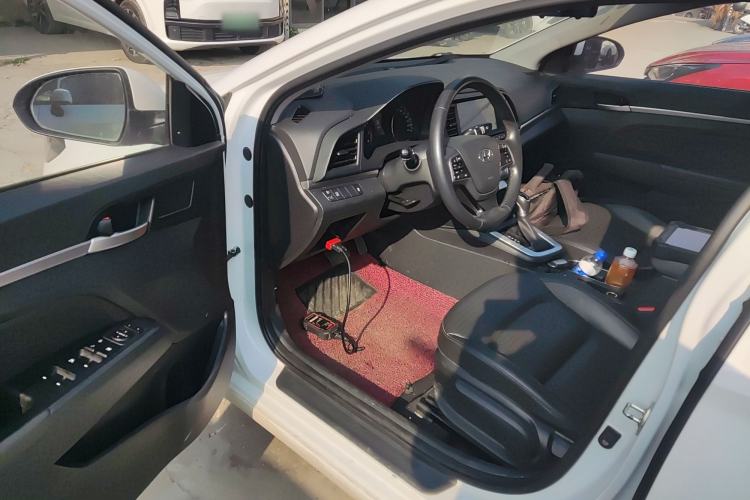Used Hyundai Elantra (6th Generation / Lingdong) 2020 1.5L CVT Smart & Stylish – Elite Version Driver Seat