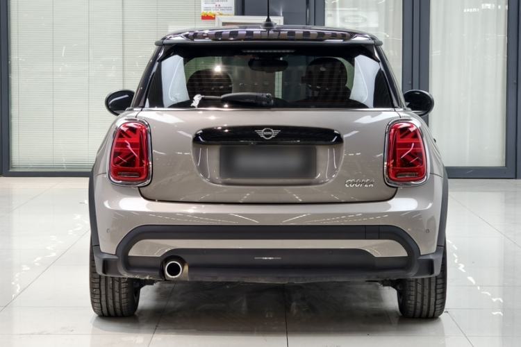 Used MINI MINI 2023 1.5T COOPER Artist