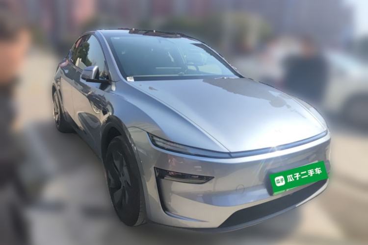 Used Tesla Model Y 2025 Rear-Wheel-Drive Version