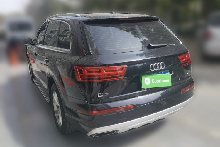 Used Audi Q7 2019 45 TFSI Comfort Model