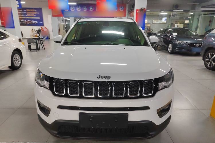 Used Jeep Compass 2017 200T Automatic Family Edition
