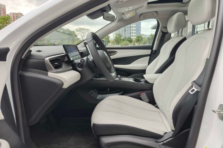 Used BYD Seal 05 DM-i 2025 DM-i Smart Drive 55KM Prestige Model Interior 3