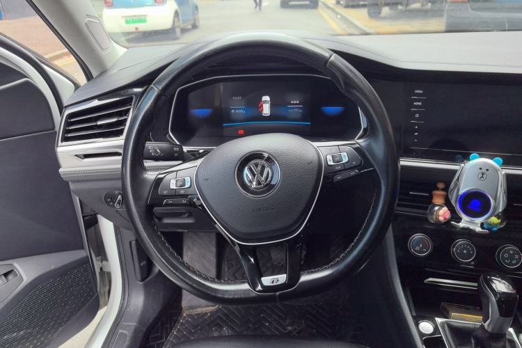 Used Volkswagen Sagitar 2021 200TSI DSG Comfort Connect Edition Steering Wheel