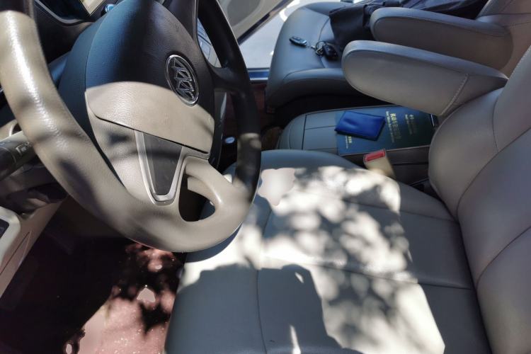 Used Buick GL8 2013 2.4L CT Luxury Business Comfort Edition Left Front Seat