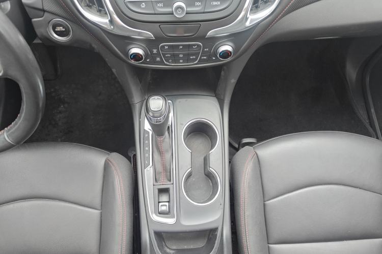 Used Chevrolet Equinox 2018 Redline 550T Automatic All-Wheel-Drive RS Edition