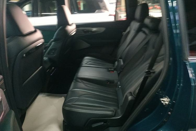 Used GAC Trumpchi ES9 2024 PHEV with 143 km Max
