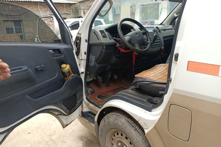 Used Foton Scenic G7 2017 2.0L Long-Wheelbase Commercial Van High Roof 2 Seats 4Q20M