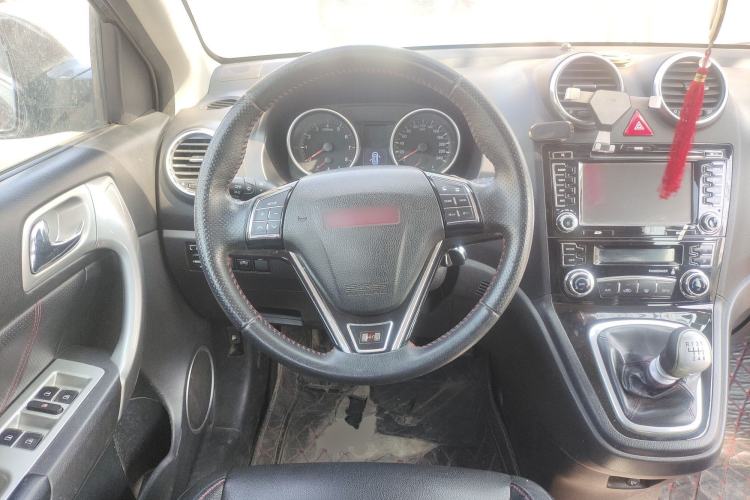 Used Haval H6 2013 Upgraded Model 1.5T Manual Two-Wheel Drive Elite Version