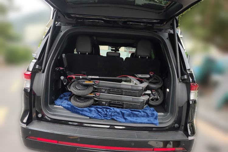 Used Lincoln Navigator 2022 3.5T Prestige Edition Trunk