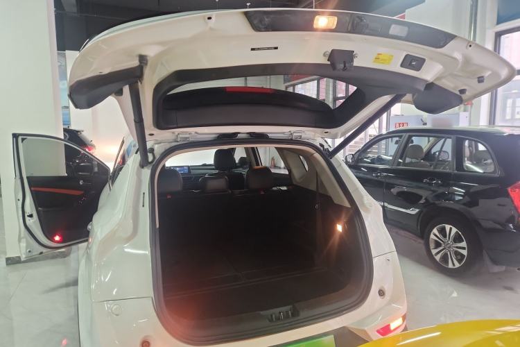 Used Dongfeng Fengon 580 2021 Revised Edition ☆ Star Version 1.5 TGDI Automatic Prestige Grade Trunk