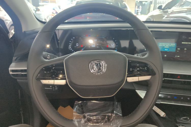 Used CHANGAN Eado 2025 PLUS 1.4T Dual-Clutch High-Energy Version Steering Wheel