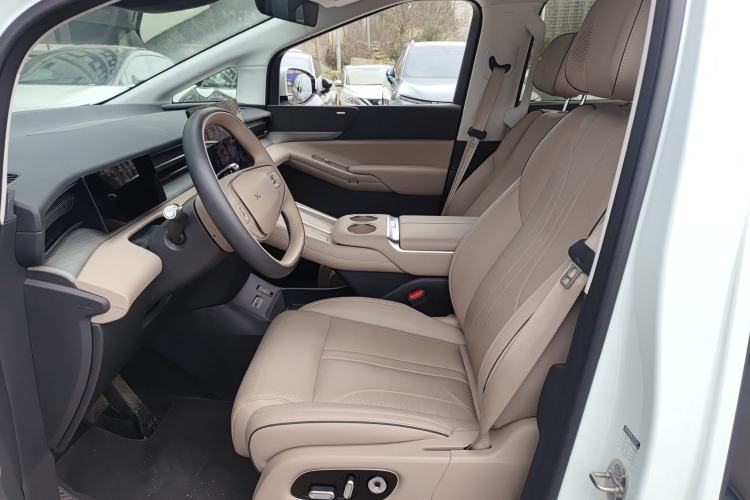 Used XPeng X9 2025 740 Ultra-Long Range Max