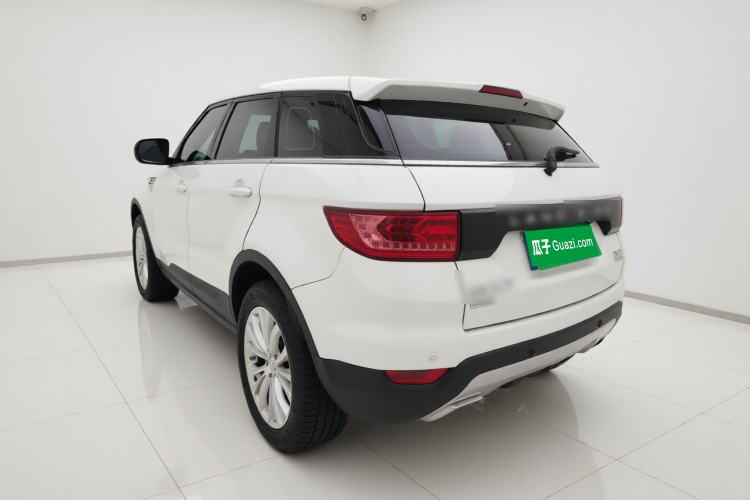 Used Land X7 2015 2.0T Panoramic Prestige Edition
