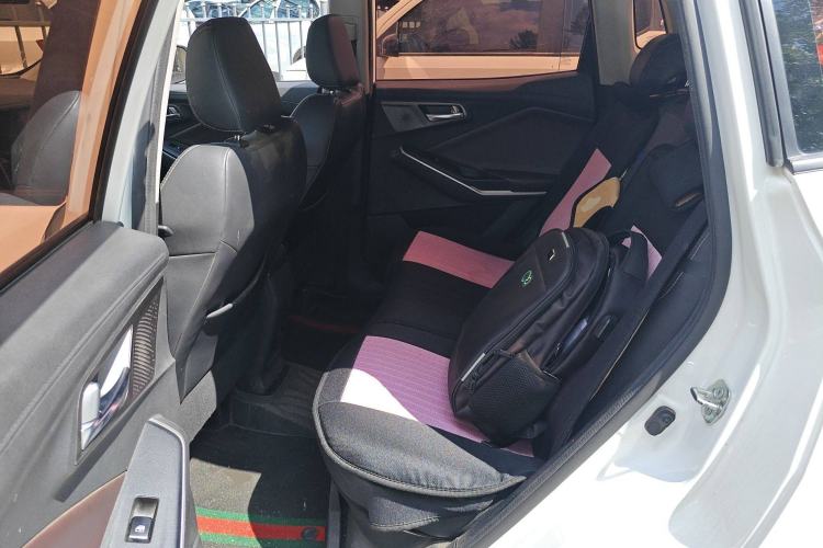 Used CHANGAN CS15 2019 1.5L Manual Entry-Level Version China V Standard
