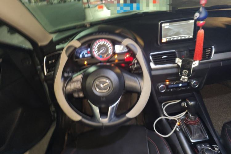 Used Mazda 3 Axela 2016 Sedan 1.5L Automatic Luxury Model Steering Wheel