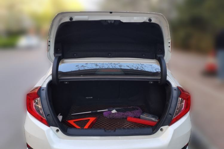 Used Honda Civic 2016 220TURBO CVT Luxury Edition
