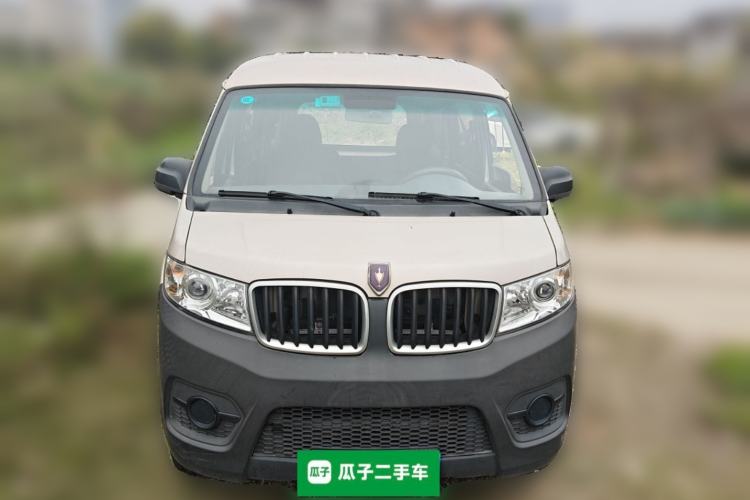 Used Jinbei Hiace X30 2021 1.5L Wealthy Edition Bus China VI Standard SWC15M Front