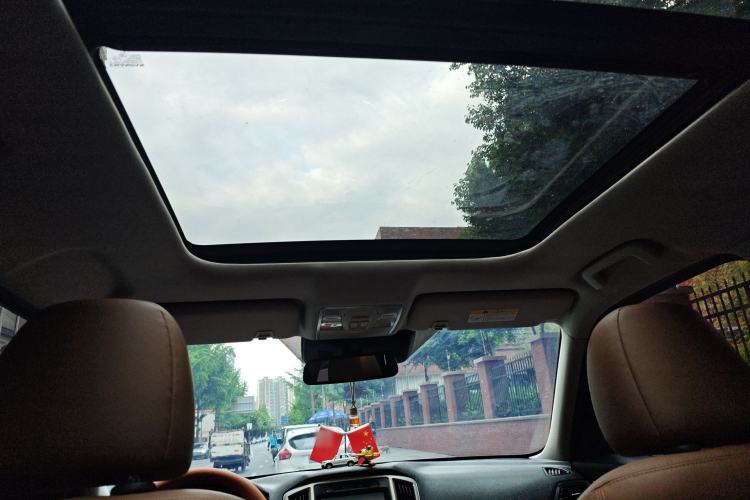 Used CHANGAN CS95 2017 2.0T Two-Wheel Drive Zhitu Edition
