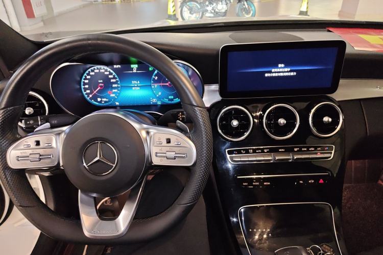 Used Mercedes-Benz C-Class 2020 Restyled C 260 Sport Edition Center Console