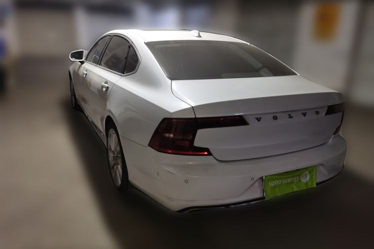 Used Volvo S90 2017 T5 Smart Luxury Edition
