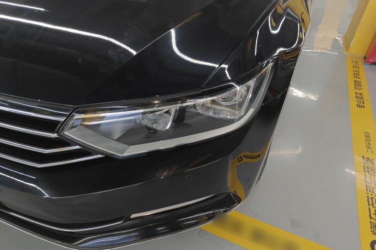 Used Volkswagen Magotan 2018 280TSI DSG Comfort Model Left Front Headlight