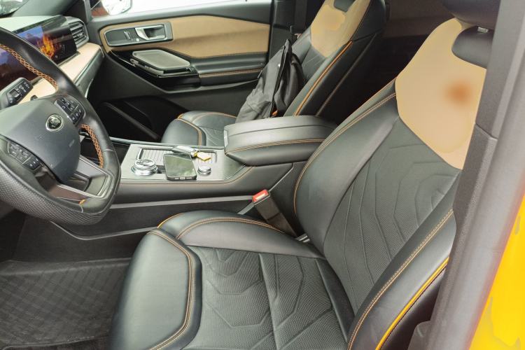 Used Ford Explorer 2024 2.3T EcoBoost Kunlun Peak Edition 7-Seater Left Front Seat