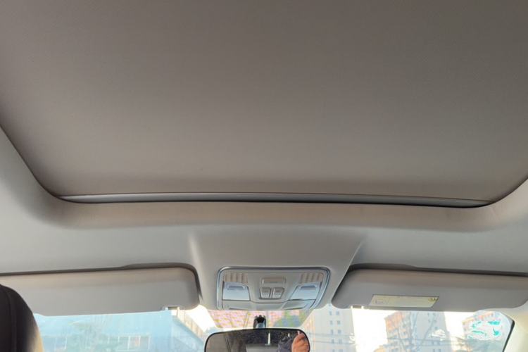 Used Sinotruk VGV U70 2020 1.5T Automatic Smart Luxury 7-Seater
