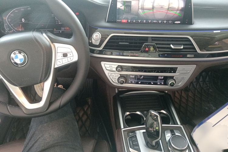Used BMW 7 Series 2019 730Li Luxury Package