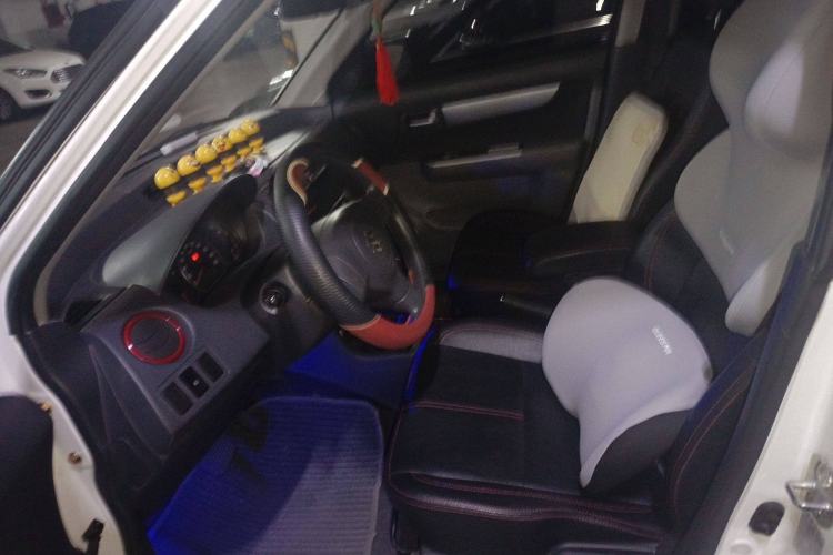 Used Suzuki Swift 2016 1.5L Automatic Fashionable Coolplay Edition Left Front Seat