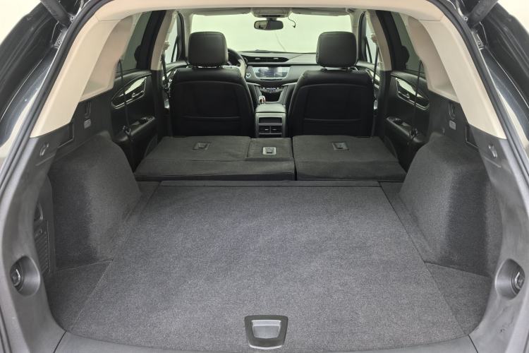 Used Cadillac XT5 2016 28T Four-Wheel Drive Luxury Model
