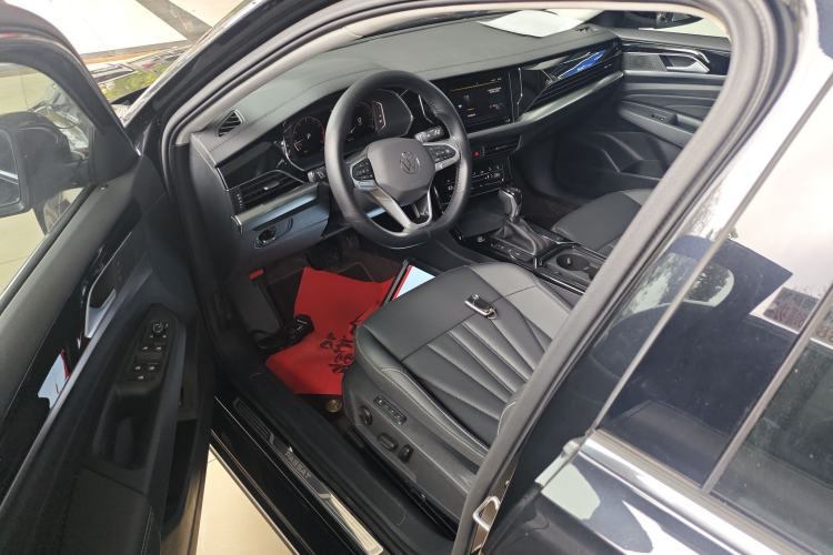 Used Volkswagen Passat 2025 Premium Version 380TSI Dragon Edition