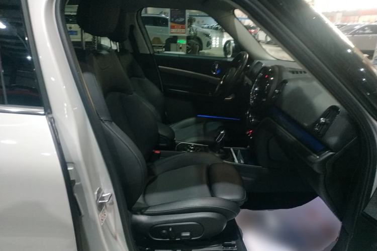 Used MINI Countryman 2022 Revised Version 1.5T COOPER ALL4 Connoisseur