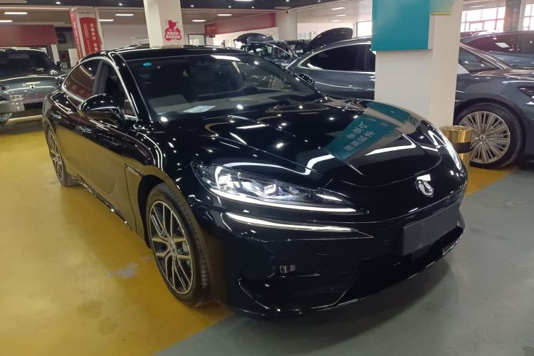 Used Denza Z9 2024 1100 km Four-Wheel Drive Max Version
