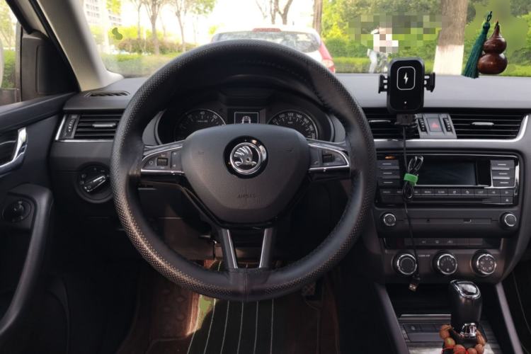 Used Skoda Octavia 2017 1.6L Automatic Smart Drive Edition
