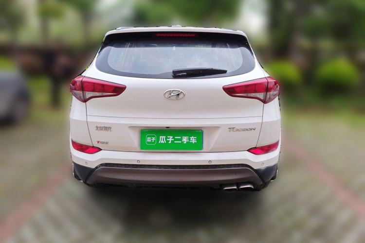 Used Hyundai Tucson 2015 1.6T Dual-Clutch Two-Wheel-Drive Smart Model Rear