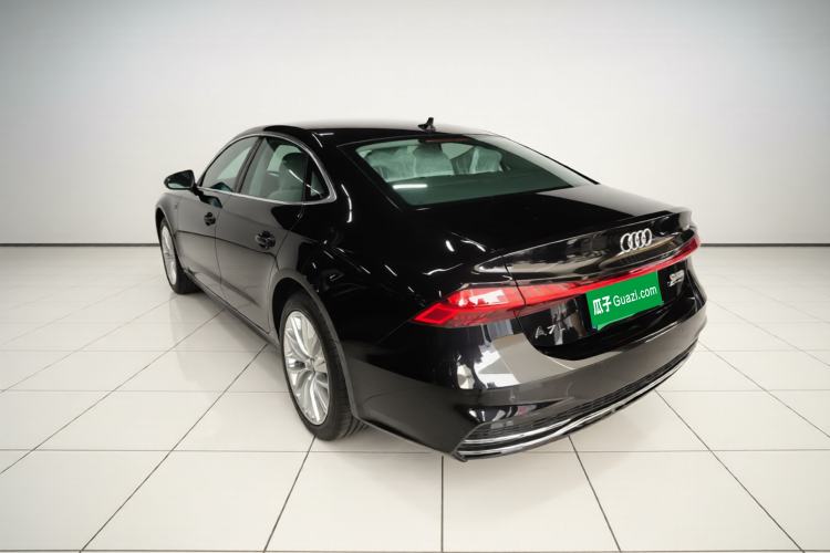 Used Audi A7L 2024 45TFSI S-line Dream-Building Edition Flow Crystal Package