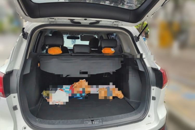 Used Zotye Domy X5 2015 1.5T CVT ZhiXian Model China IV Standard Trunk