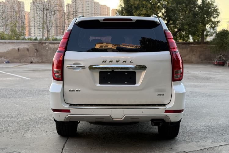 Used Haval H9 2017 2.0T Gasoline 4x4 Luxury 7-Seater
