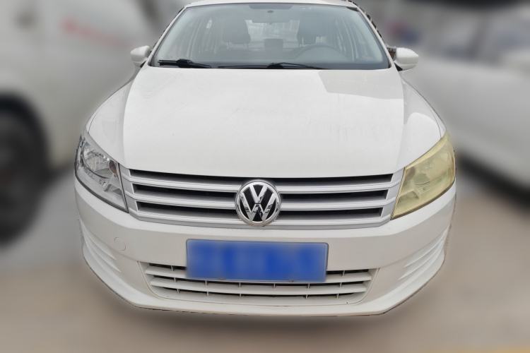 Used Volkswagen Santana 2013 1.6L Manual Fashion Edition Front