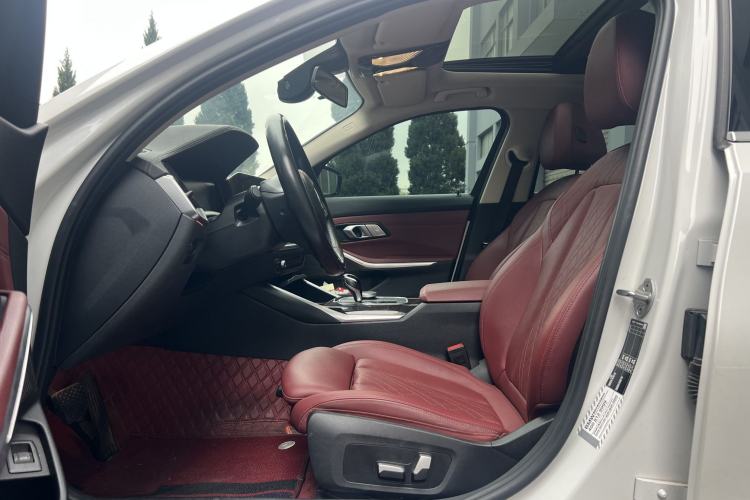 Used BMW 3 Series 2022 Updated 325Li M Sport Package Interior 1