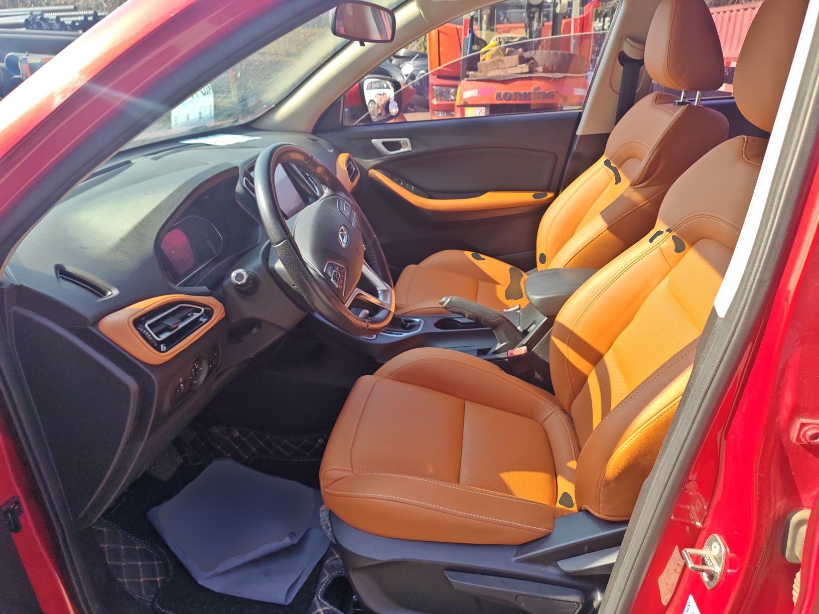 المقاعد الأمامية داخل السيارة