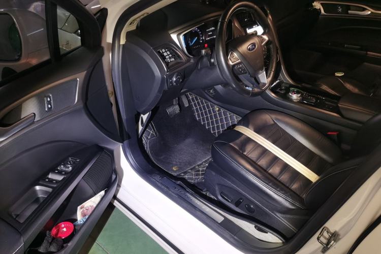 Used Ford Mondeo 2017 Facelifted EcoBoost 200 Luxury Version