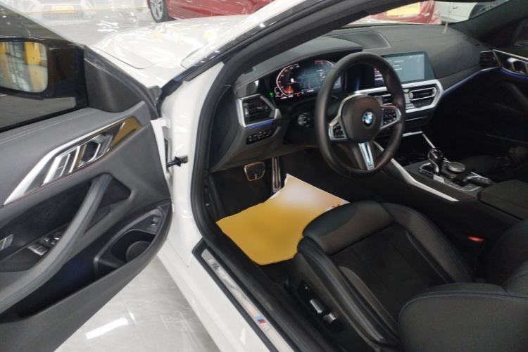 Used BMW 4 Series 2021 Restyled 425i M Sport Night Edition Driver Seat