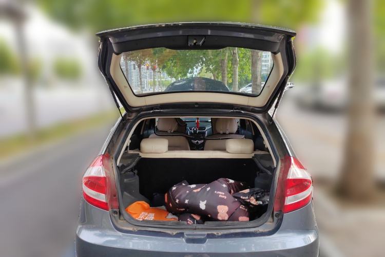 Used Chery Fengyun 2 2013 Hatchback 1.5L Manual Ruiyi Edition Trunk