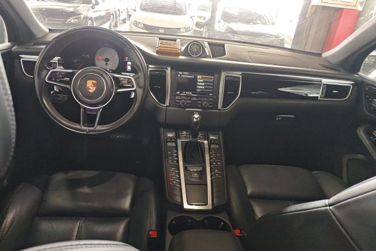 Used Porsche Macan 2014 Macan S 3.0T Center Console